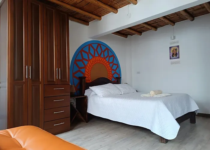 Hotel Boutique La Cueva De La Luna, El Arte Se Hace Descanso