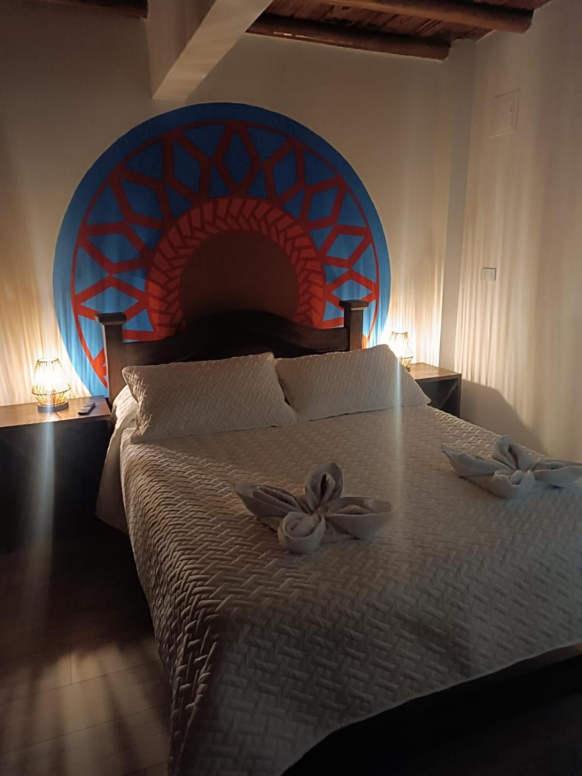 Hotel Boutique La Cueva De La Luna, El Arte Se Hace Descanso *