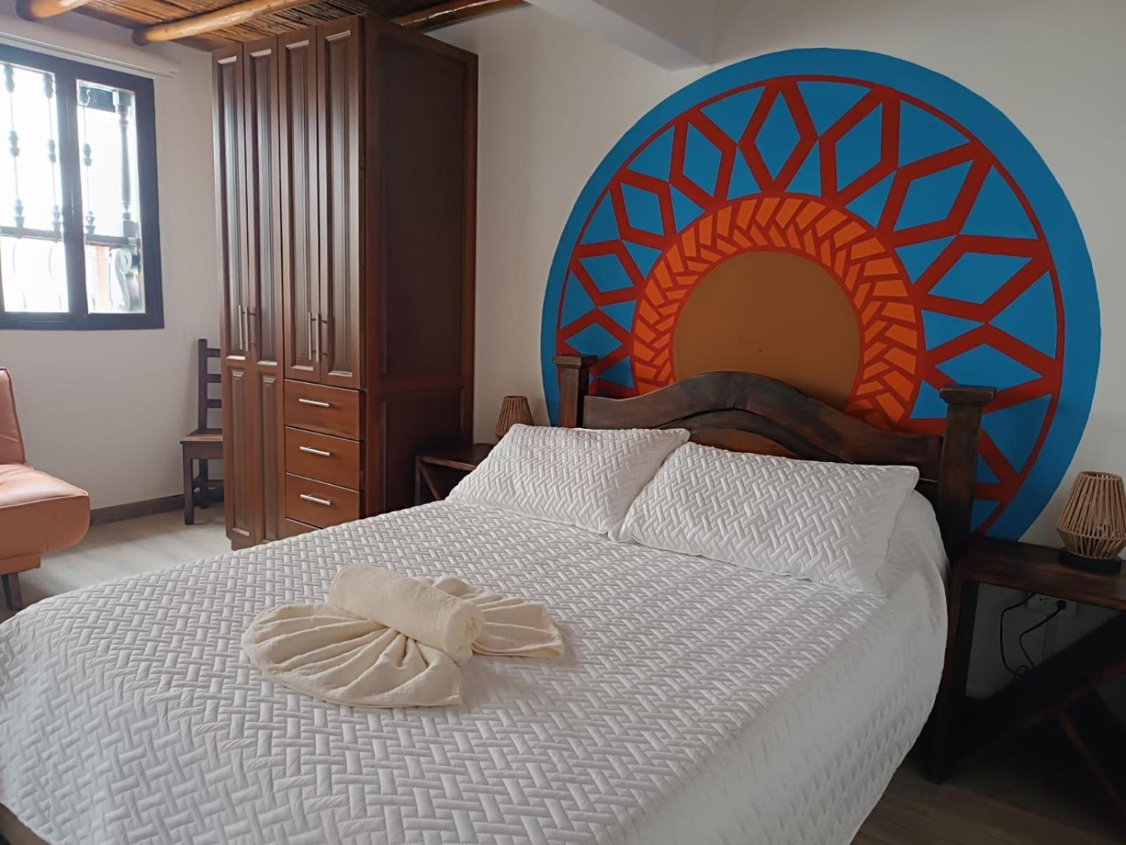 Hotel Boutique La Cueva De La Luna, El Arte Se Hace Descanso *