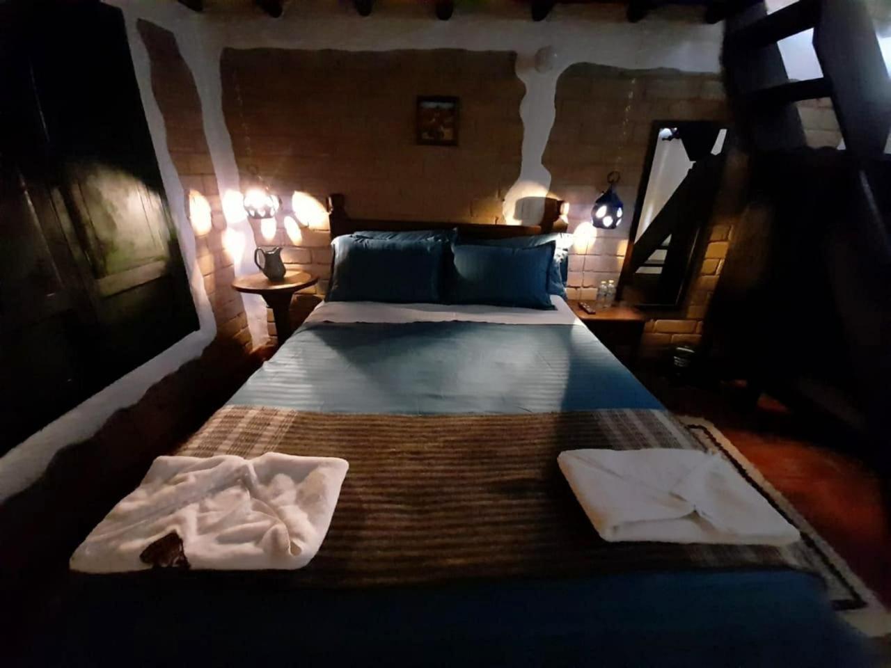 Boutique La Cueva De La Luna, El Arte Se Hace Descanso Hotel *