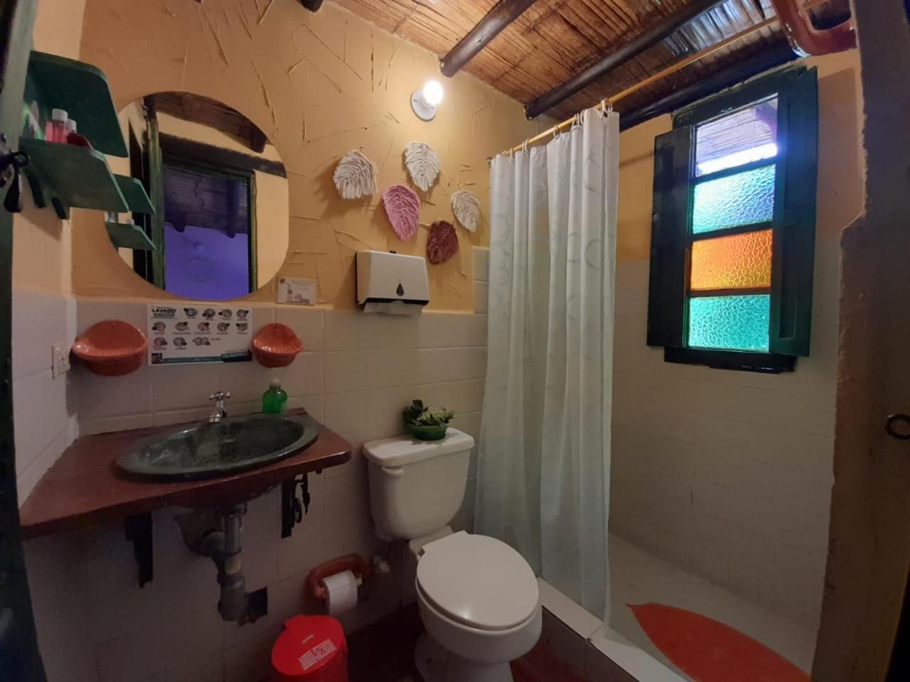 Hotel Boutique La Cueva De La Luna, El Arte Se Hace Descanso *
